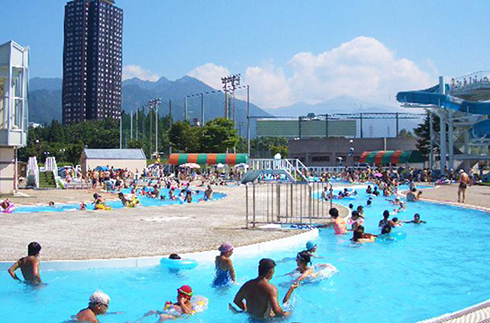 Leisure Pool Aurora