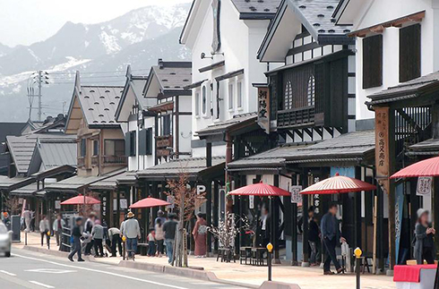 Mikuni Kaido Shiozawa-juku Bokushi Street